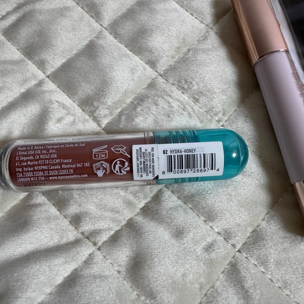 Spa Night Beauty Bundle w/ Clarins, Makeup, Velvet Pouch & Bath Set - Picture 9 of 9